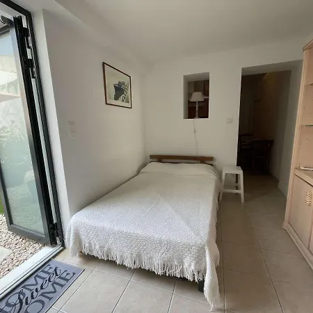 Au Coeur De La Rochelle, Proche Vieux Port, Jardin, Wifi, 2 Pers, Menage Inclus - Fr-1-246-662 * La Rochelle (Charente-Maritime)